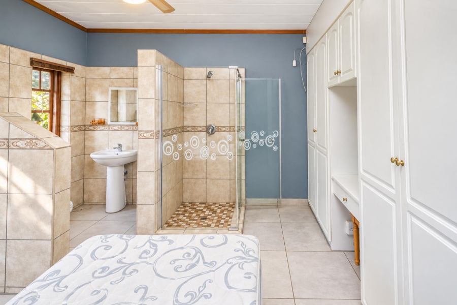 5 Bedroom Property for Sale in Schoemansville North West